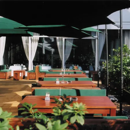 Sorat Hotel 3*